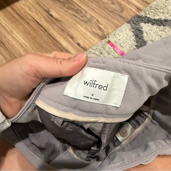 Aritzia Wilfred High Rise Trouser Crepe Pant - Picture 9 of 10